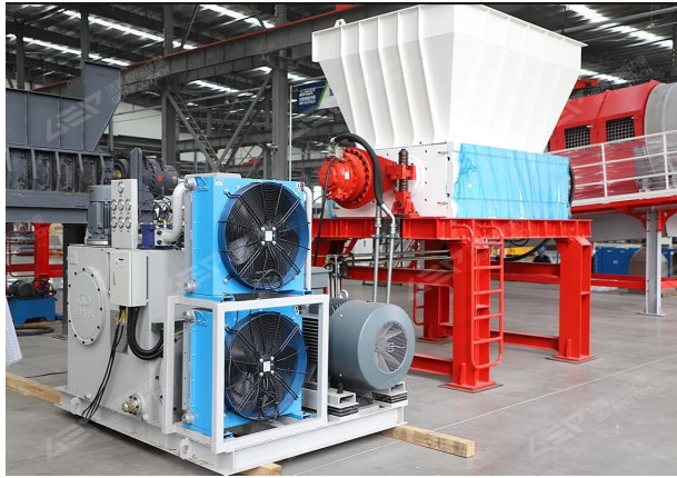Máy cắt rác thải GEP Ecotech một trục GC16