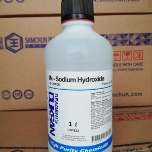 Dung dịch Sodium hydroxide solution NaOH 1N Hàn Quốc chai 1 lit 000S0596
